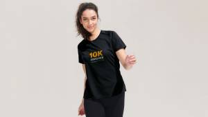 Habillez vos équipes avec un t-shirt confortable et respirant personnalisé à vos couleurs