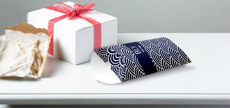 Démarquez-vous grâce au packaging ! COPYTOP vous accompagne avec des solutions d'impression personnalisées pour sublimer vos produits. Faites confiance à notre savoir-faire pour un résultat qui reflète l'identité de votre marque.