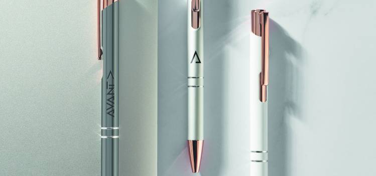 Pensez aux stylos personnalisés pour véhiculer votre marque